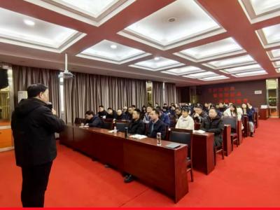 專業(yè)賦能 團(tuán)隊(duì)進(jìn)階——華豫萬通2025“管理高手實(shí)戰(zhàn)課”培訓(xùn)圓滿結(jié)束！
